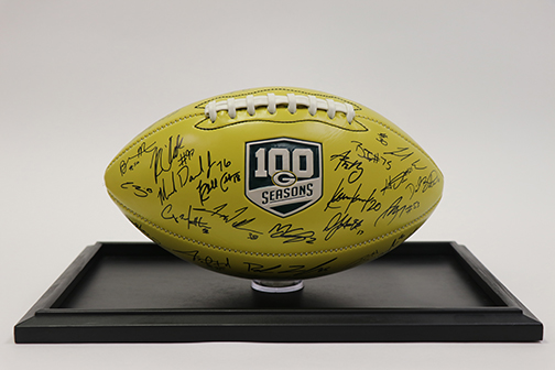 Packer Ball detail