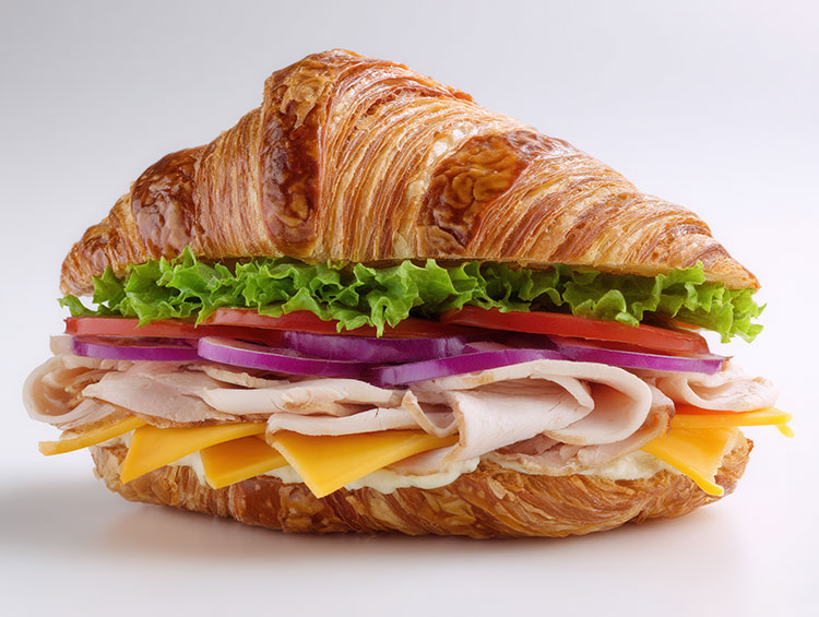 Turkey sandwhich on a crosissant